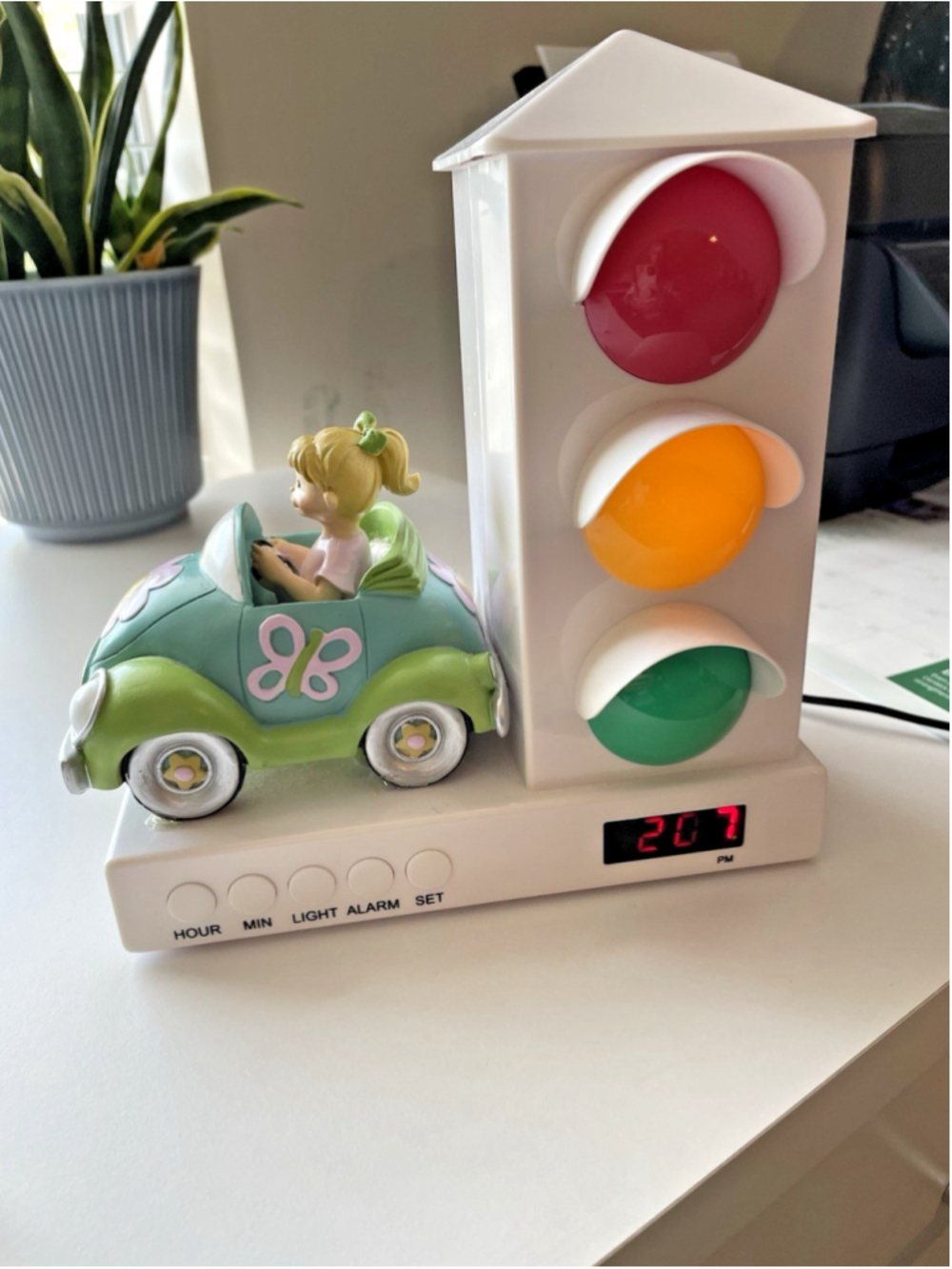 It's About Time Girl in Car Traffic Light Alarm Clock Stoplight WORKS With Cord